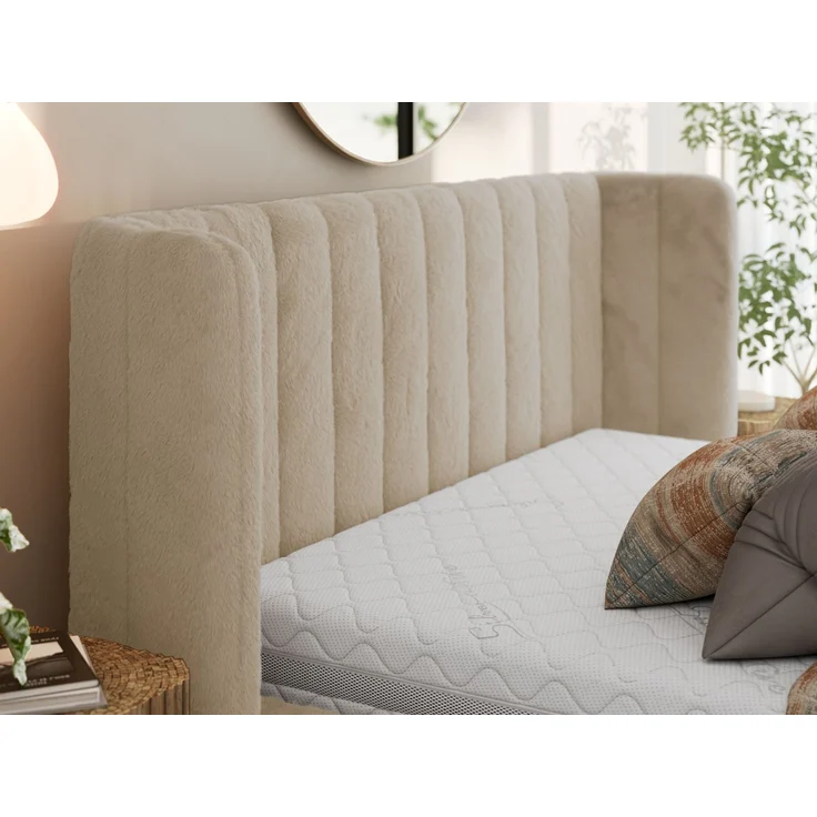Polsterbett GOLETTA CLASSIC 160 x 200 cm mit gepolstertem Kopfteil, stabilem Bettrahmen, Lattenrost und Bettkasten mit Gasdruckfedern, Doppelbett, zeitloses Design - Creme Plüsch – Bild 4