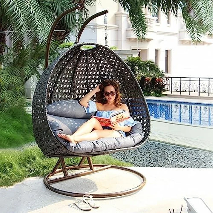 PureHaven Hängesessel für 2 Personen 145 x 120 x 202 cm Rattan-Kunststoffgeflecht mit Kissen wasserfest strapazierfähig gefederte Aufhängung braun/kupfer – Bild 1