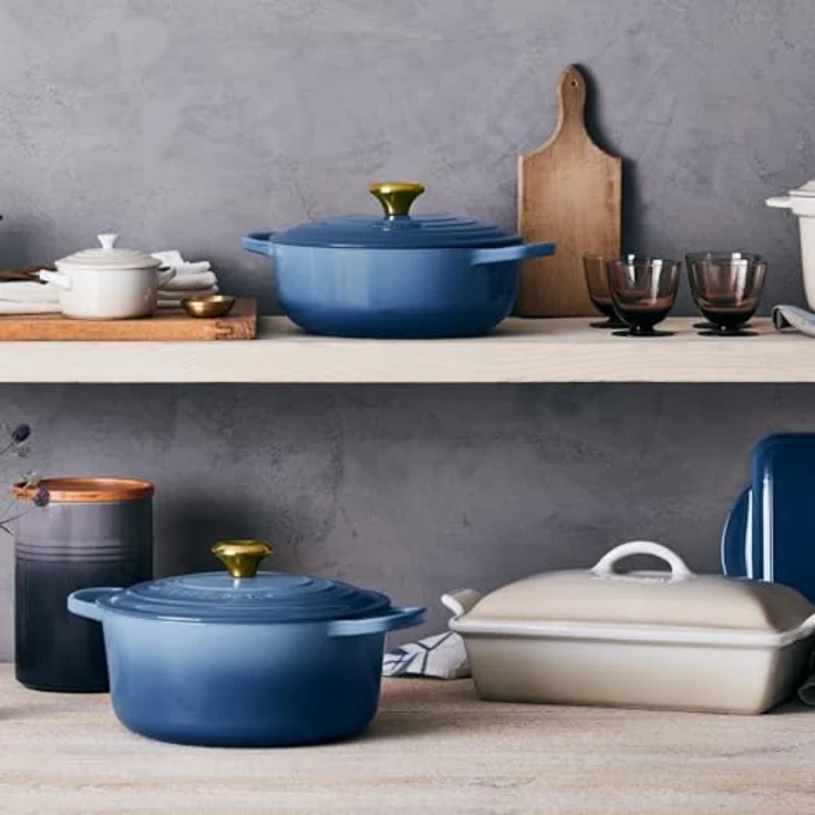 Le Creuset Signature Gusseisen-Bräter mit Deckel, Ø 20 cm, Rund, Für alle Herdarten und Induktion geeignet, Volumen: 2,4 l, 3,092 kg, Chambray, 21177204344441 – Bild 7