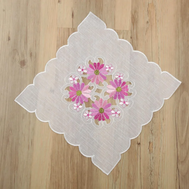 ARSVITA Tischdecke mit Stickerei, mit Blumen oder Schmetterlingen bestickte 30x30cm Decke für den Tisch, in vielen verschiedenen Designs verfügbar Rosa - Pink Eckig – Bild 3