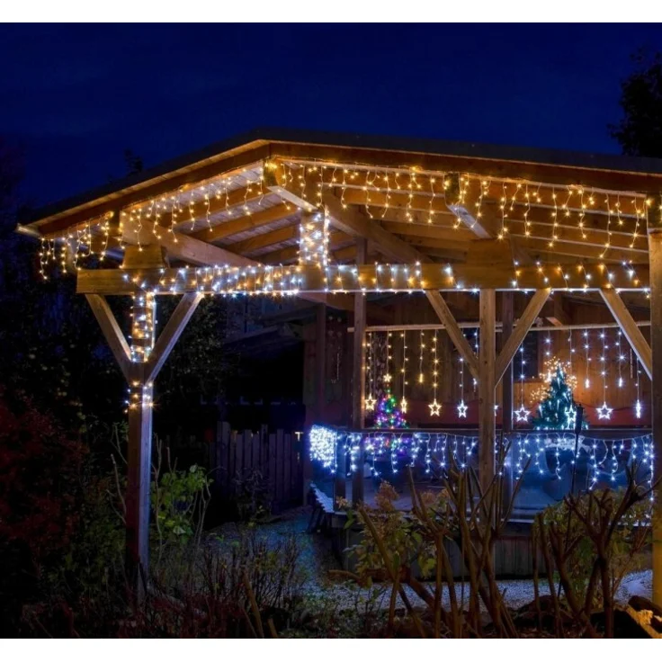 VOLTRONIC® Eisregen Lichterkette, innen und außen, IP44, Größen- und Farbwahl, 400 LEDs, warmweiß, Fernbedienung – Bild 1