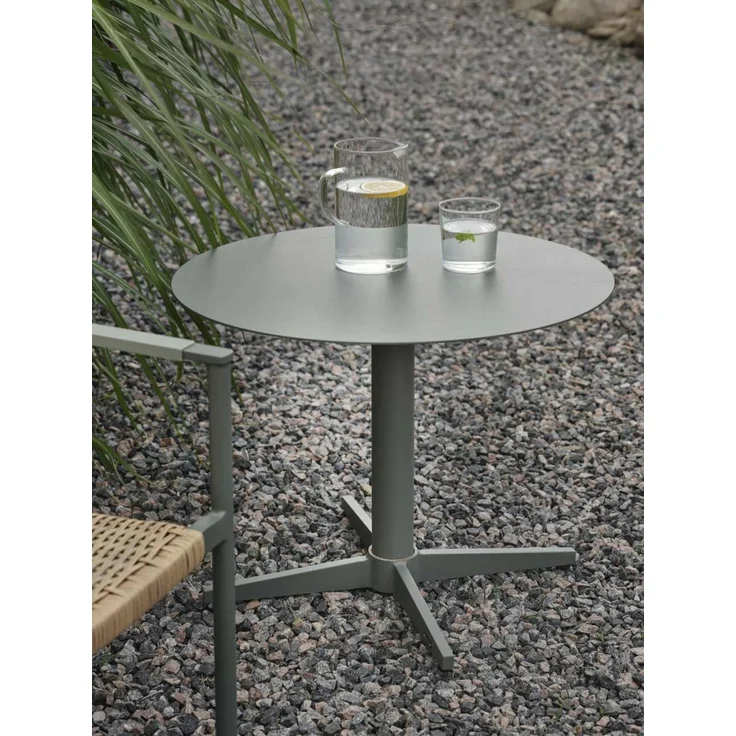 Gartencouchtisch Mill Ø75 cm von Brafab, aus Aluminium in Nordic Green, modern, rund, pulverbeschichtet – Bild 2