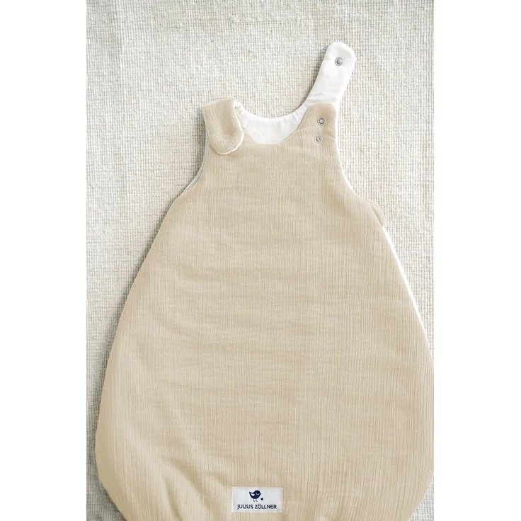 Julius Zöllner Babyschlafsack Musselin, 100% Musselin-Baumwolle / Füllung: Vlies aus 100% Polyester sand, 56/62 – Bild 6