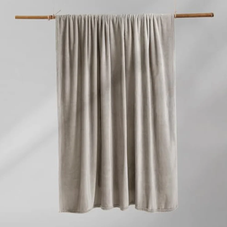 DecoKing Kuscheldecke 220x240 cm Cappuccino Decke Microfaser Tagesdecke Fleece weich sanft kuschelig beige Mic – Bild 6