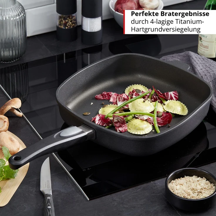 MEISTERKOCH Bratpfanne 28x28 cm, Induktion, Antihaft, abnehmbarer Griff | 6,5 cm hoher Rand, 4,3l Volumen | Made in Germany | 4-lagige Titanium-Versiegelung, spülmaschinengeeignet – Bild 7