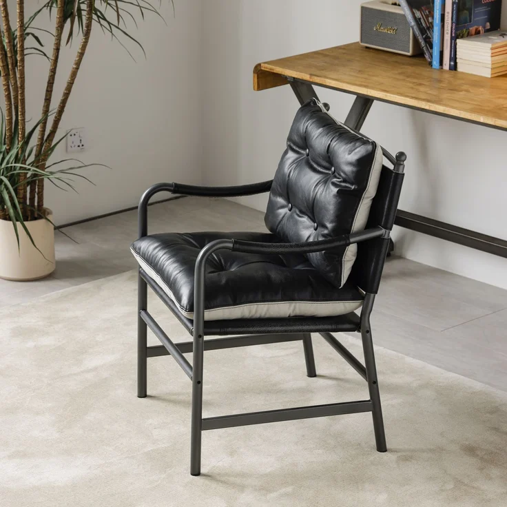 Sessel 60cm×62cm×90cm aus Leder mit Metallgestell und Armlehnen – Bild 4