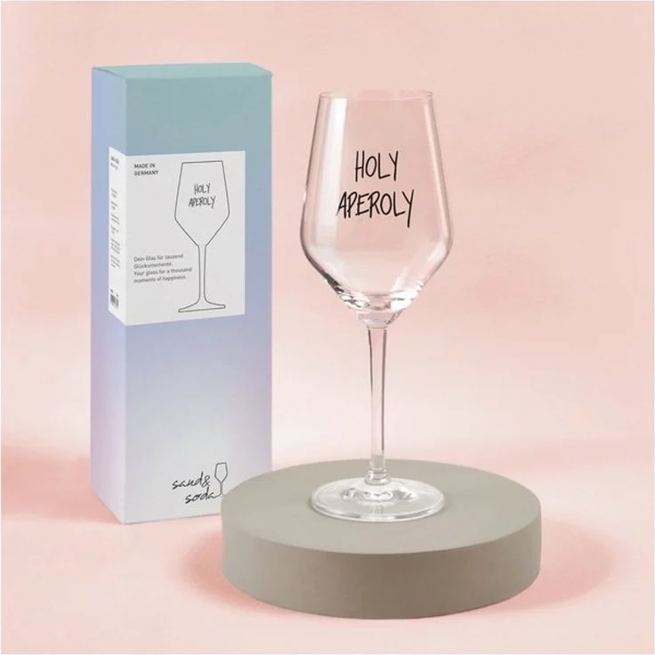 Sand & Soda 9500016 Modernes Weinglas mit trendigem Spruch Holy Aperoly, in Geschenkbox – Made in Germany – Bild 4
