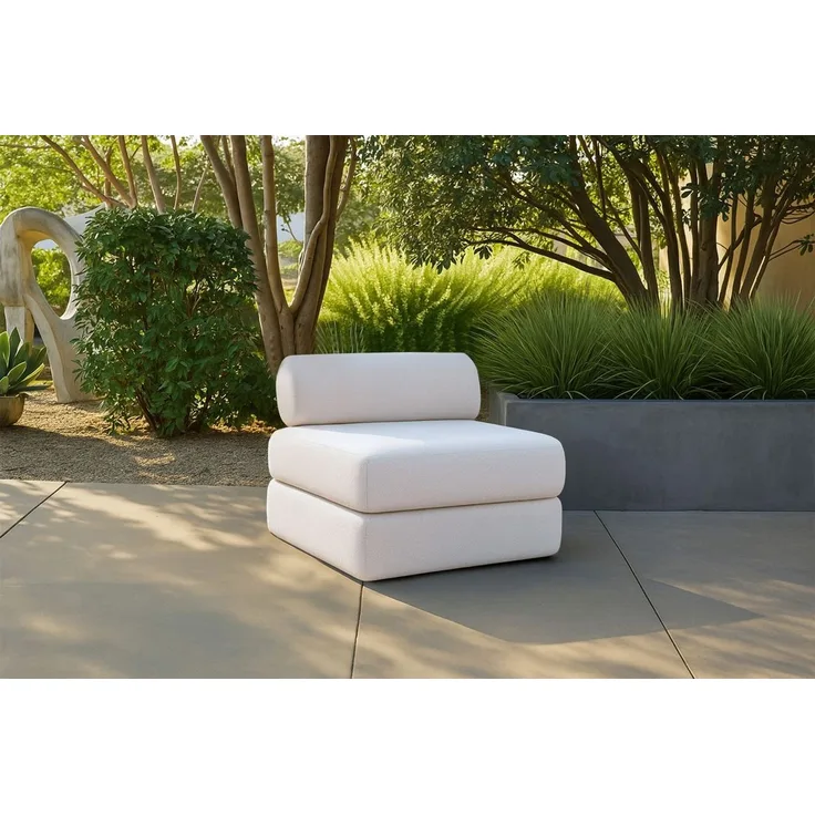 Hellbeige, wandelbare Outdoor-Sessel