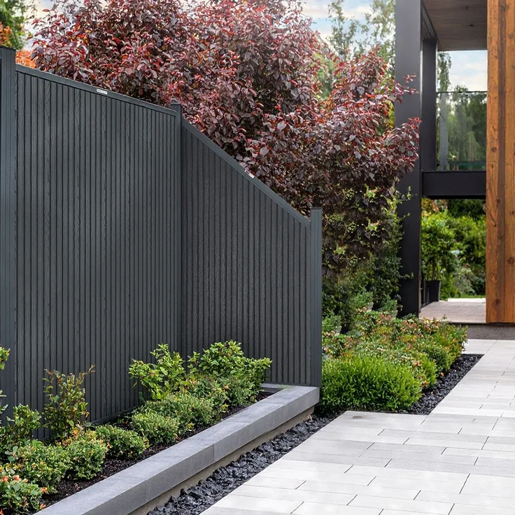 HOME DELUXE WPC Sichtschutzzaun Schrägelement CALLADO PREMIUM Vertikale Paneele - Höhe: 185 cm
