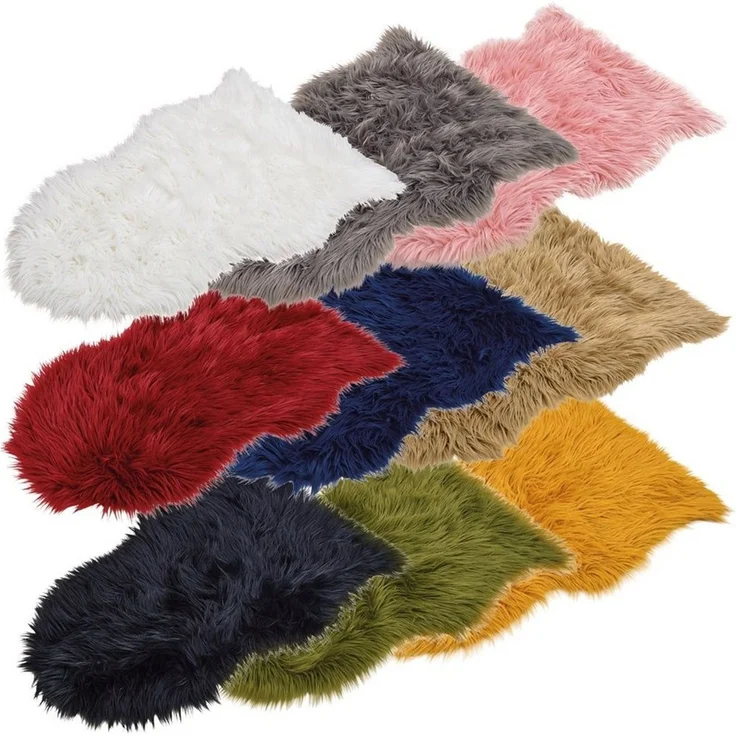 matches21 HOME & HOBBY Fellteppich Großes langflor Deko-Fell als schwarzes Fell-Imitat in 80 x 50 cm, fellförmig, Höhe: 20 mm, Flauschiges Kunstfell als Fell-Teppich Stuhl-Überwurf Sitzauflage – Bild 2