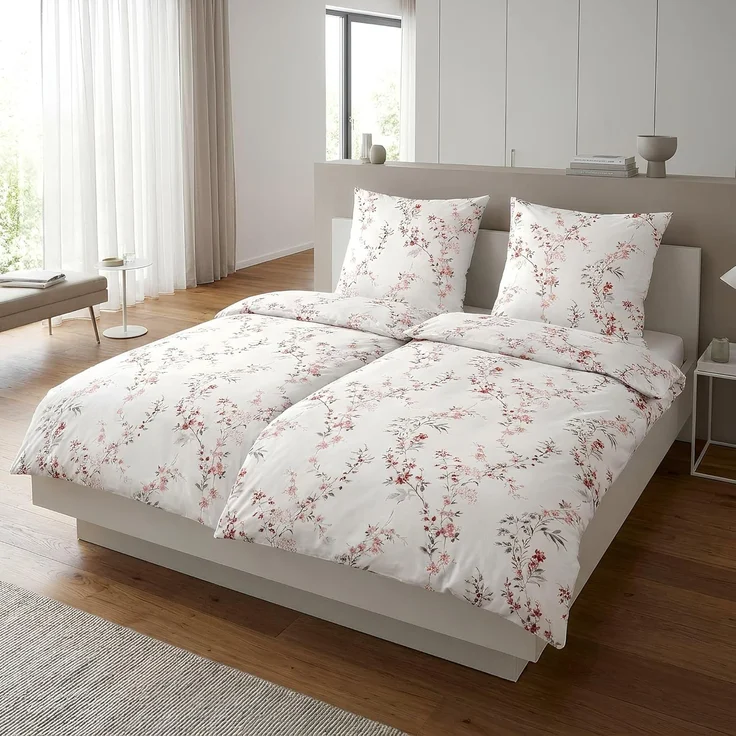 Traumschloss Bettwäsche Premium Baumwolle, Flanell, 2 teilig, Blumenzweige mit rosa Blüten auf weißem Hintergrund – Bild 2