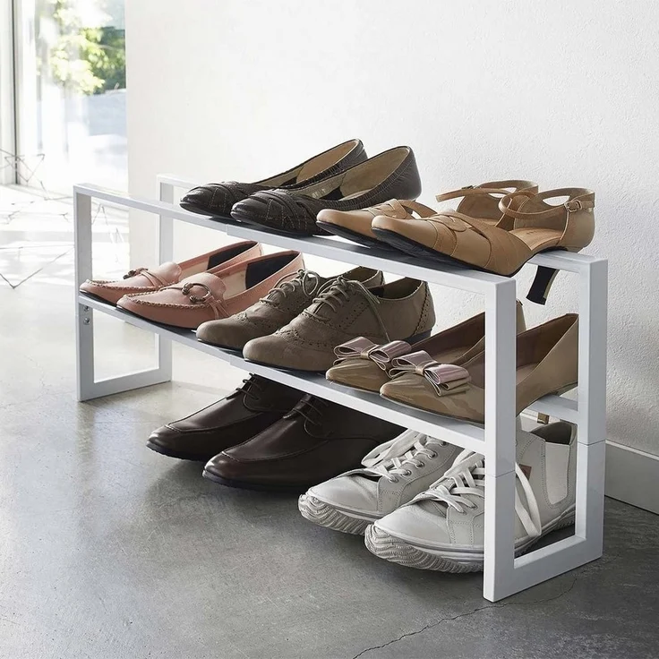Yamazaki Schuhregal "Line" aus Metall, schmal, ausziehbar 38-70cm, Schuhständer, Schuhablage, mit 2 Ablagen, für 6-9 Paar, minimalistisch – Bild 5