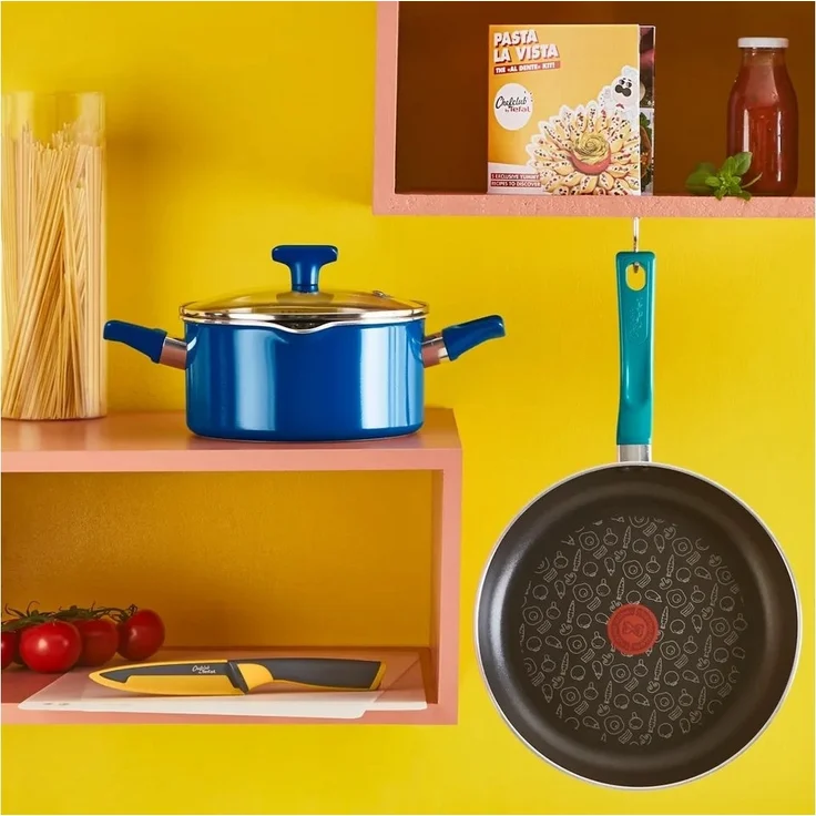Tefal Topf-Set Tefal Pasta La Vista Kochgeschirr-Set, Aluminium (6-tlg), Pfanne 28cm & Kochtopf 20cm Inkl. Messer, Schneidebretter & Rezeptheft – Bild 3