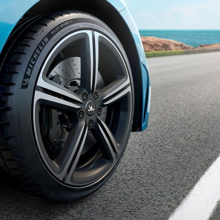 Michelin Pilot Sport 5 225/40R18 92 Y – Bild 4