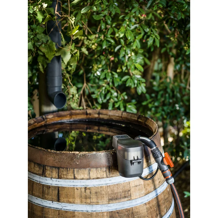 Gardena Regenfasspumpe 2000-2 Li-18 ohne Akku: Tauchpumpe mit integriertem Filter, Fördermenge 2000 l-h, 3 Leistungsstufen (1749-66) – Bild 3