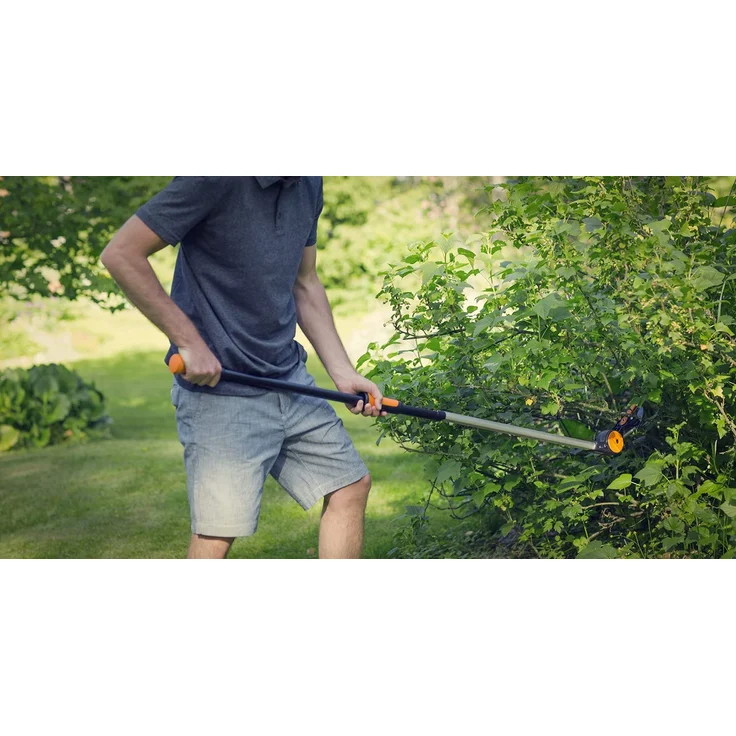 Fiskars PowerGear Schneidgiraffe UPX82 für frische Äste und Zweige, 32 mm Antihaftbeschichtet, Stahlklinge-Aluminiumstiel, Länge 1,6 m, Schwarz-Orange, 1023625 – Bild 6