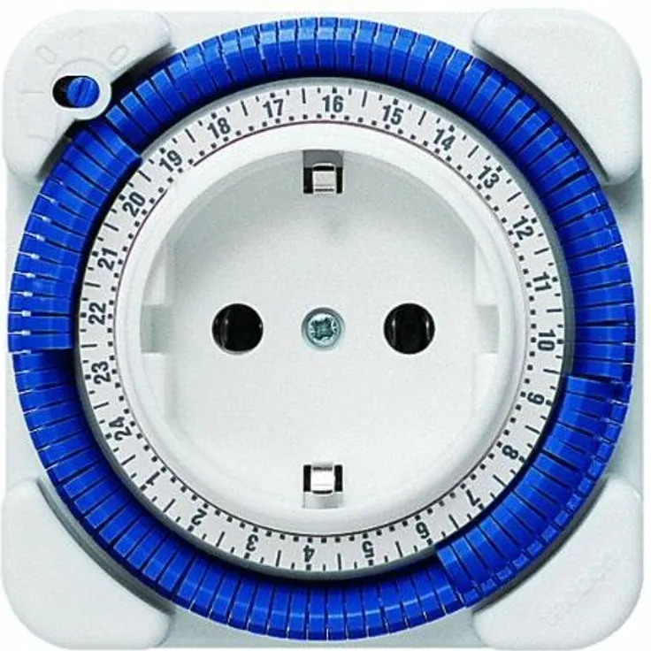 Theben 0260030 Timer 26 - analoge Zeitschaltuhr, Steckdosen Schaltuhr, Zeitprogrammstecker, weiß, bis zu 400 W LED Schaltleistung