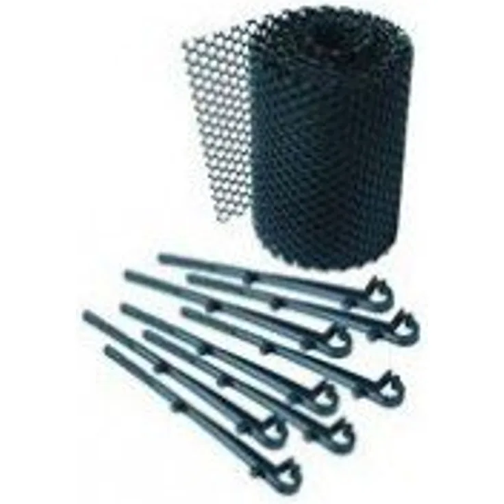 Gutter mesh with hooks