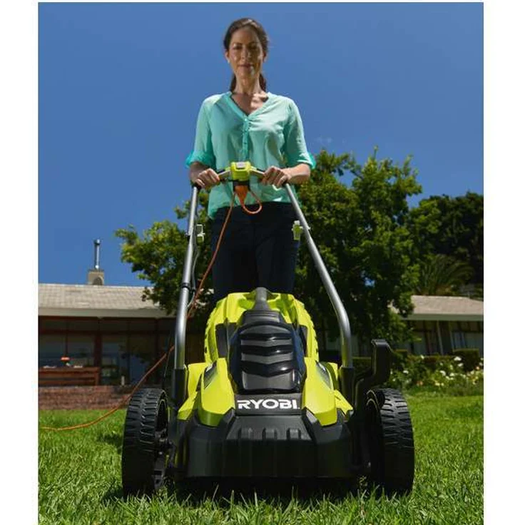 Ryobi Elektro-Rasenmäher RLM13E33S, Grasmäher mit 1300 W, 33 cm Schnittbreite, 5-stufige zentrale Schnitthöhenverstellung, EasyEdge Rasenkamm, 35 l Textil-Grasfangsack mit Hardtop, Art.-Nr. 5133002343 – Bild 8