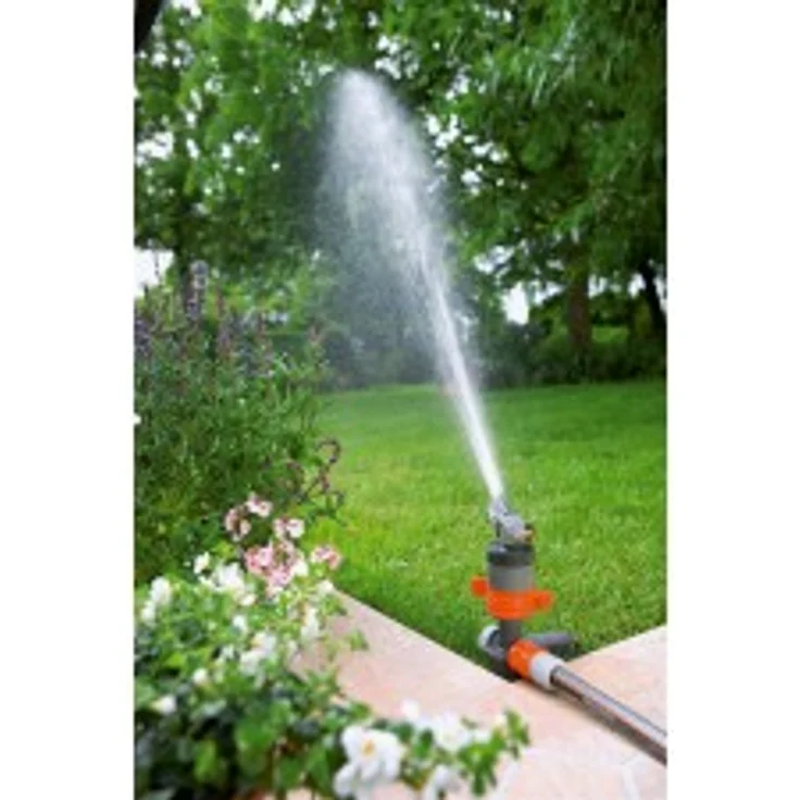 GARDENA Comfort Turbinenregner (auf Spike): Rasensprenger zur Bewässerung von großen Flächen bis 450 m², Wurfweite von 5 - 12 m, schmutzunempfindlich, geräuscharm und pflegeleicht (8144-20) – Bild 2
