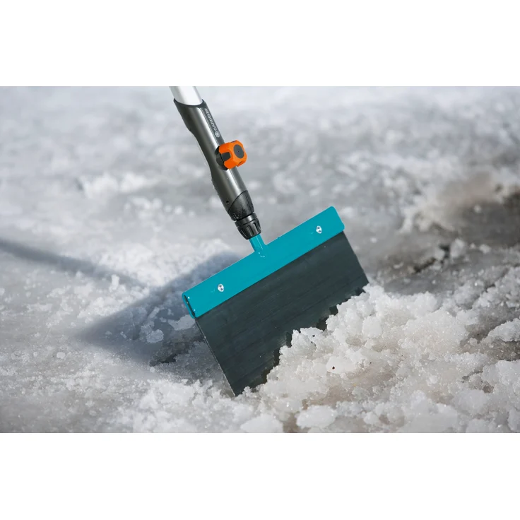 GARDENA Combisystem-Stoßscharre 30 (3251-20) Eisschaber mit auswechselbarem Federstahlblatt, leichtes Entfernen von Eisplatten und festgefrorenem Schnee, Arbeitsbreite 30 cm – Bild 3