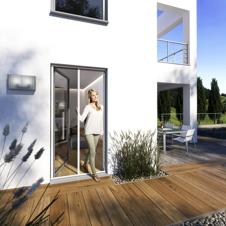 Windhager Plus Insektenschutz Aluminium-Rollo Fliegengitter für Türen, Balkontüren, individuell Kürzbar, 160 x 225 cm, Weiß, 03894