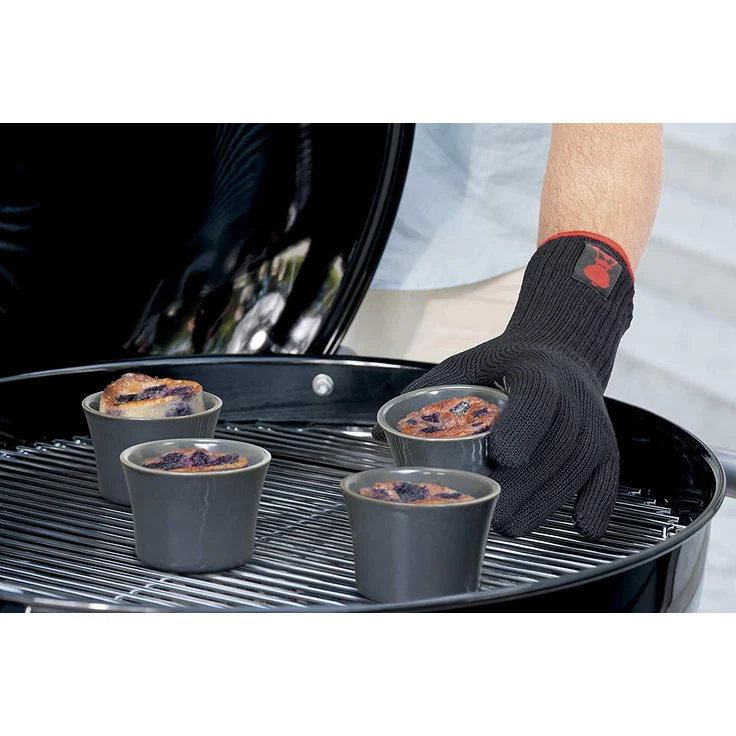 Weber 6669 Premium Grillhandschuhe, Größe S-M, Silikon Grifffläche, hitzebeständig – Bild 3