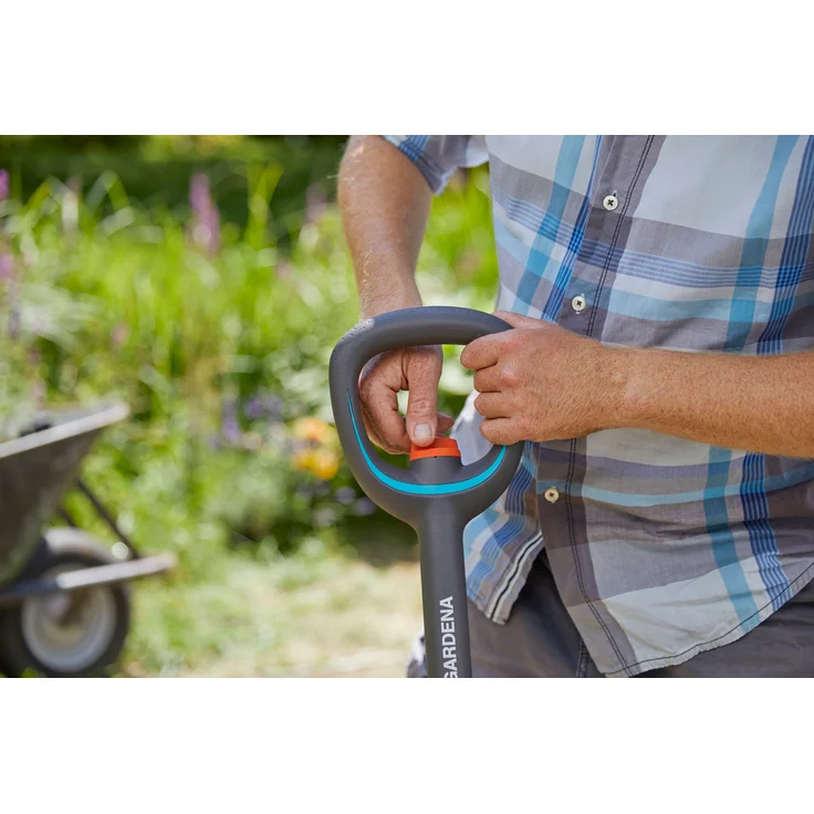 GARDENA ErgoLine Teleskop-Spaten: Gartenspaten aus Qualitätsstahl zum Umgraben und Ausheben, mit Trittsteg und ergonomischem Stiel, D-Griff (17020-20) – Bild 7