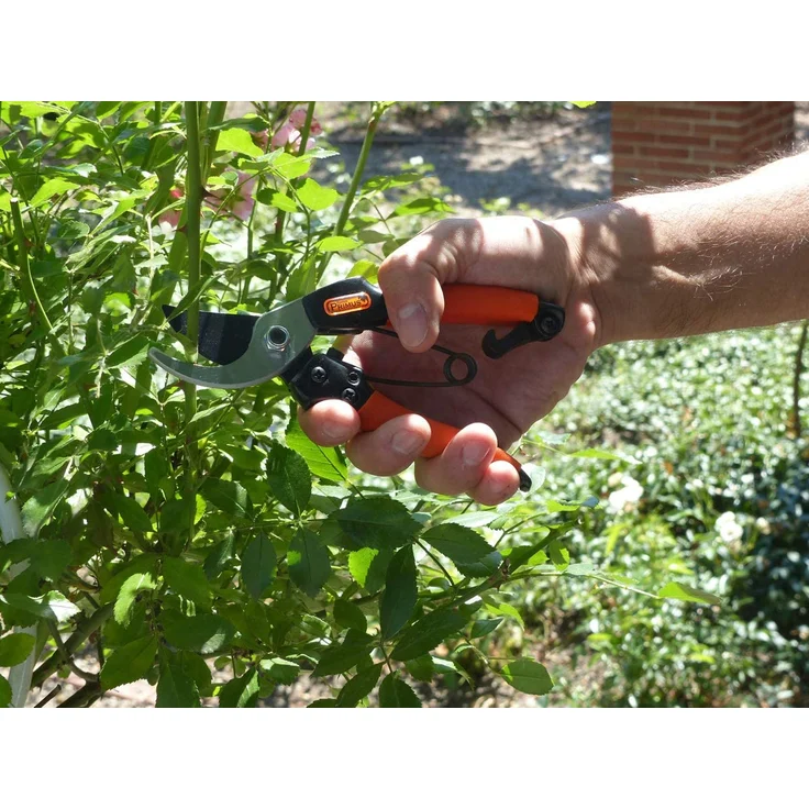 Garten Primus Gartenschere, Rosenschere, Rebschere, Damenschere, schwarz-orange, 17,7 x 4,8 x 1,6 cm, 01020 mittelgroß – Bild 4