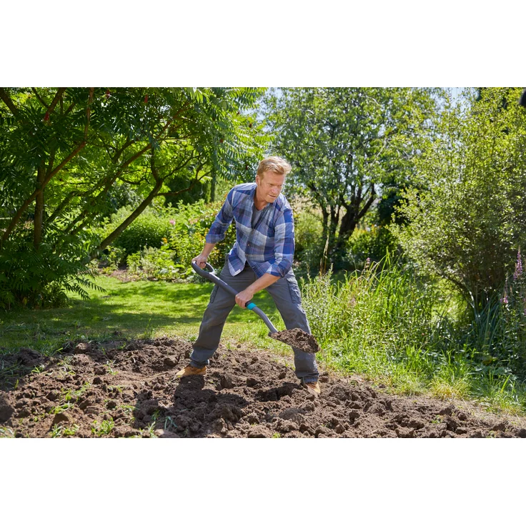GARDENA ErgoLine Spaten: Gartenspaten aus Qualitätsstahl zum Umgraben und Ausheben, mit Trittsteg und ergonomischem Stiel, D-Griff (17010-20) – Bild 4