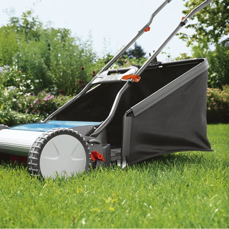 GARDENA Grasfangkorb: Grasfangbox passend für alle GARDENA Spindelmäher (z.B. 330, 400, 400 C, 380 EC), Fassungsvermögen 35 - 49 l (4029-20) – Bild 3