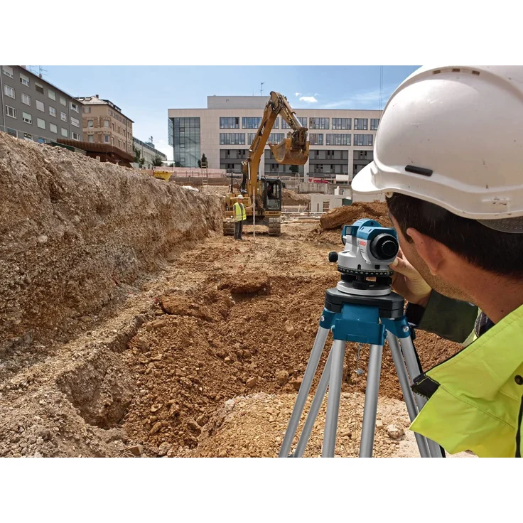 Bosch Professional Optisches Nivelliergerät GOL 20 G (20-fache Vergrößerung, Maßeinheit: 400 Gon, Arbeitsbereich: bis zu 60 m, im Transportkoffer) – Bild 2
