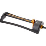 Fiskars Wassersparender Sprinkler mit Metallfuß, Rasensprenkler, Rasensprüher, Bewässerung, Kunststoff, Metall, Schwarz, Orange, 1023661