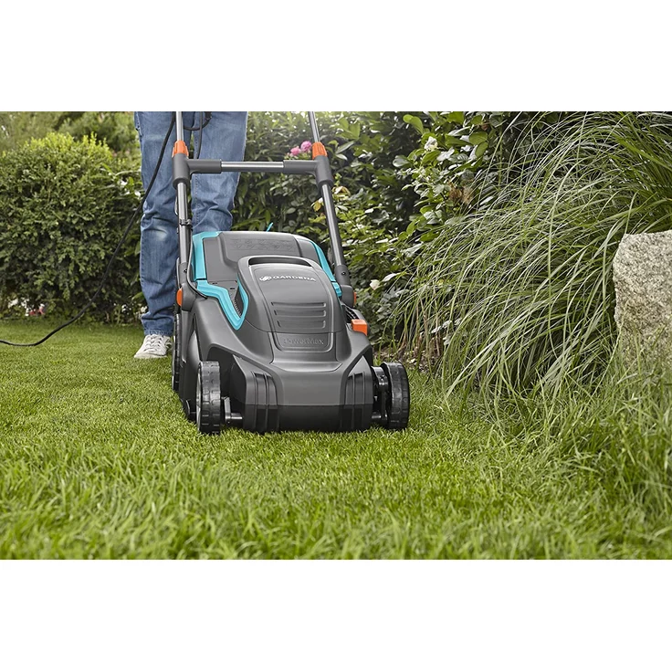GARDENA PowerMax 1600/37 Elektrorasenmäher: Rasenmäher bis 500 m², 37 cm Schnittbreite, 45 l Fassungsvolumen, Schnitthöhe 20-60 mm, klappbares Gestänge, ergonomischer Handgriff (5037-20) – Bild 5