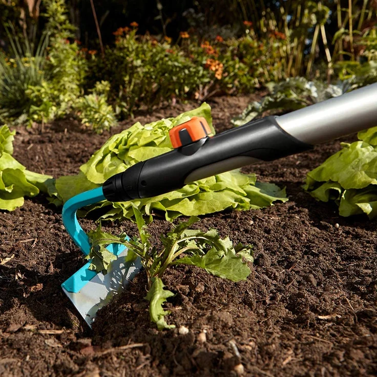 GARDENA combisystem-Unkrauthacke: Ideales Gartenzubehör zum Entfernen von Unkraut dicht bepflanzter Beete, 14 cm Arbeitsbreite, passend zu allen cs-Stielen, korrosionsbeständig (3112-20) – Bild 2