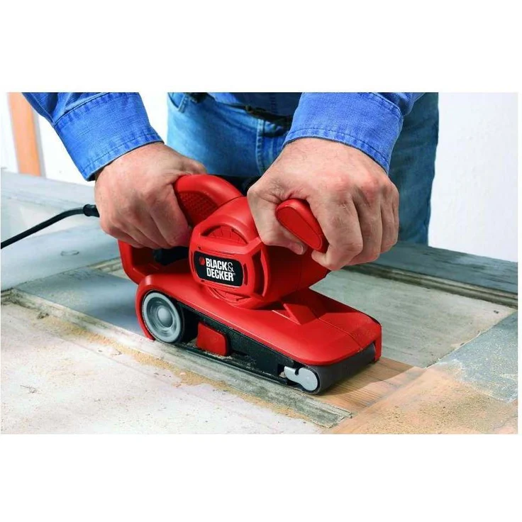 Black+Decker Bandschleifer (720W, mit automatischer Schleifbandzentrierung, vergrößerter Bandwechsel-Hebel, ergonomischer Zweithandgriff, Staubfangsack, einfache Bandmontage) KA86 – Bild 4