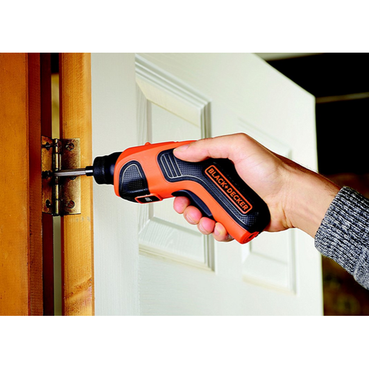 Black+Decker Li-Ion Kompakt-Akku-Schrauber (3,6V 1,5Ah, automatische Spindelarretierung, 5Nm Drehmoment, LED-Arbeitsleuchte, ergonomischer Softgriff, Rechts-Linkslauf) CS3651LC – Bild 4
