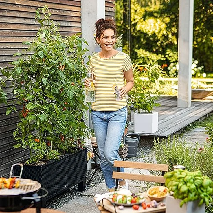 LechuzaВ® Hochbeet Pflanztrog Trio Cottage 30 in Erdtönen mit 4l Wasserspeicher - Preisvergleich – Bild 6