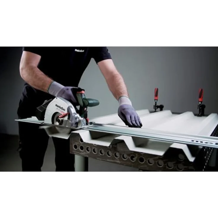 Metabo Akku-Handkreissäge MKS 18 LTX BL 58, Metall Ohne Akku in metaBOX 340, Kraftvoller Brushless-Motor, Spänefangbox, für Metalle geeignet – Bild 3