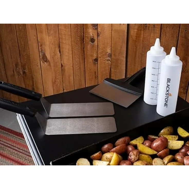Blackstone Essentiel Utensilien-Set, Grillbesteckset mit Edelstahl-Schaber, zwei Spachteln und zwei weichen Flaschen