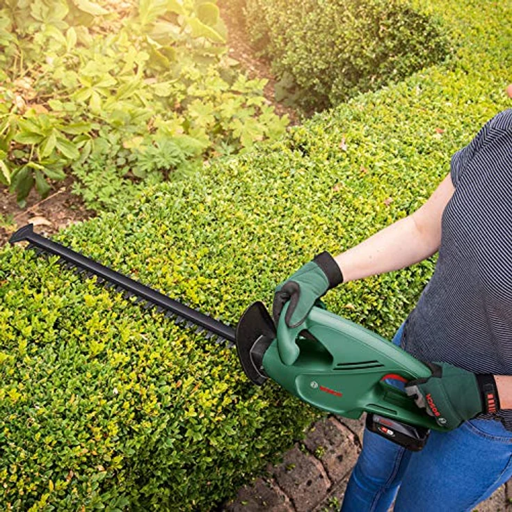 Bosch Akku Heckenschere EasyHedgeCut 18-45 (2 Akkus 2,0 Ah, 18-Volt-System, Messerlänge 45 cm, im Karton) – Bild 3