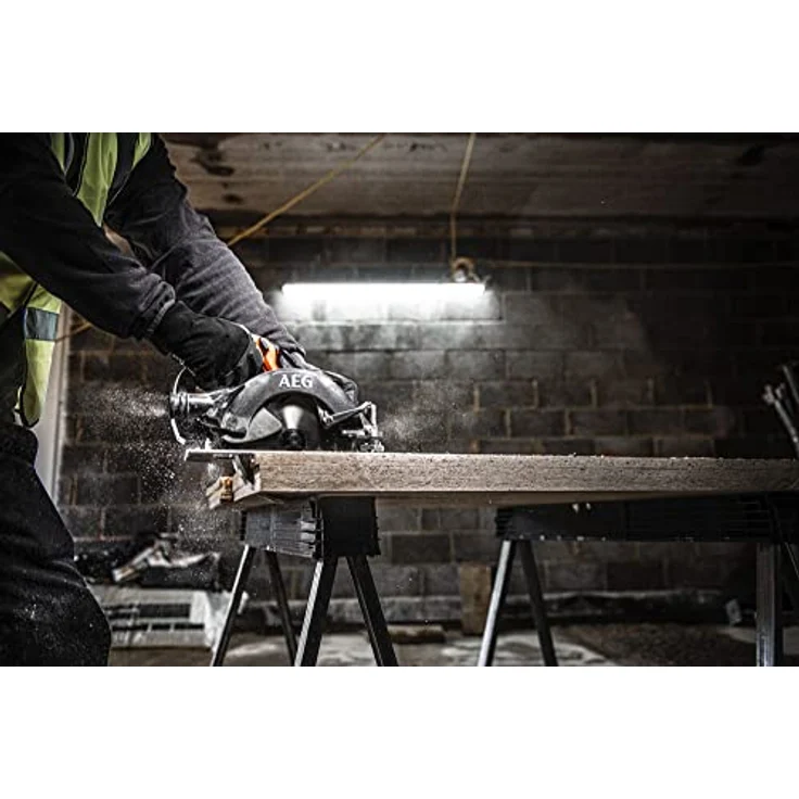 AEG 18 V PRO18V Brushless Akku-Handkreissäge BKS18BL2-0 (Sägeblatt-Ø 190 mm, Schnitttiefe 90°/45° 68/47,5 mm, werkzeuglose Einstellung, inkl. Sägeblatt,Parallelanschlag,o, Akku & Ladegerät im Karton) – Bild 3