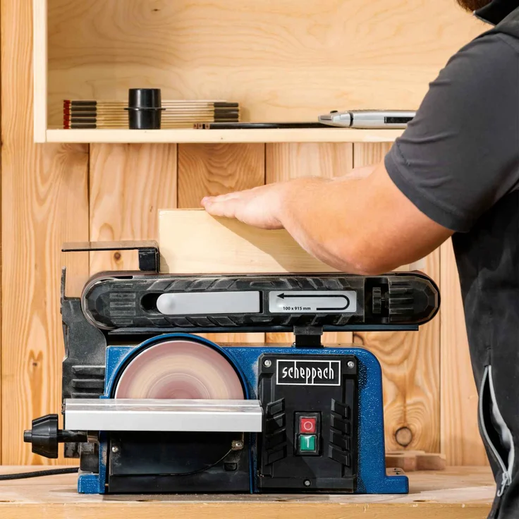 Scheppach Band-Tellerschleifer BTS900 mit Zubehör | Schleifmaschine mit 370W | 230V | 2850 min-1 | Schleifteller Ø 150mm | inkl. 3x Schleifpapier und 3x Schleifband | Bandschleifer Schleifgerät – Bild 9