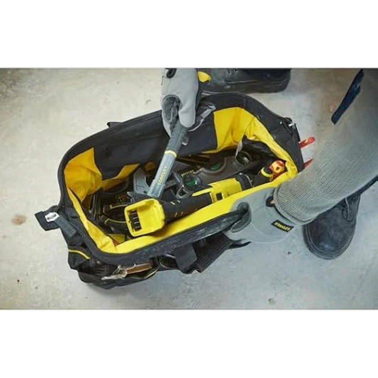 Stanley FatMax Werkzeugtasche (18 Zoll, 49 x 26 x 10 cm, wassserdichter Boden, verstärkte Nähte, ergonomischer Gummihandgriff, robuster Schultergurt, 600 Denier Nylon) 1-93-950 – Bild 6