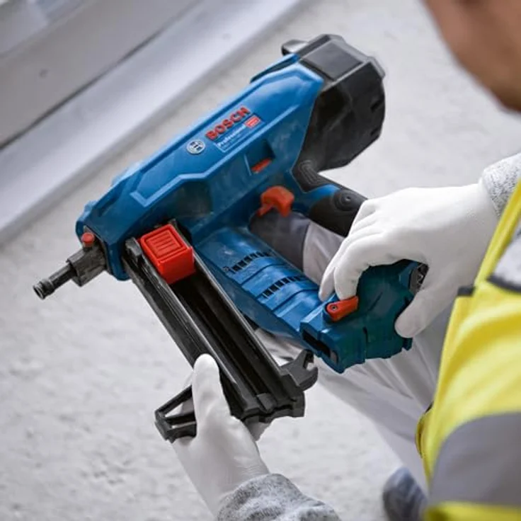 BOSCH Akku-Multifunktionswerkzeug GNB 18V-38 Akku-Betonnagler, Blau, kraftvolle BITURBO Brushless Technologie, kompatibel mit Bosch Professional System – Bild 4