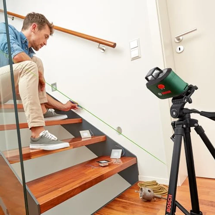 Bosch Stativ TT 150, Nivelliergerät-Stativ mit 0,55–1,57 m Arbeitshöhe und 360°-Drehung – Bild 8