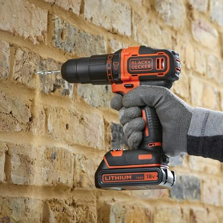 Black & Decker 18V 2-G Akku-Schlagbohrschrauber mit 104-tlg. Zubehör - BDCHD18S1KA – Bild 3