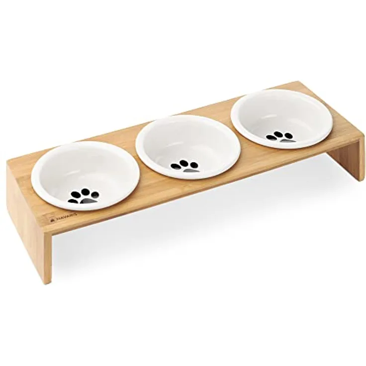 Navaris Futternapf Katze mit Bambus Halter - Futterstation Set Keramiknapf für Katzen Hunde - Keramik Fressnapf Set Futterbar mit Holz Halterung