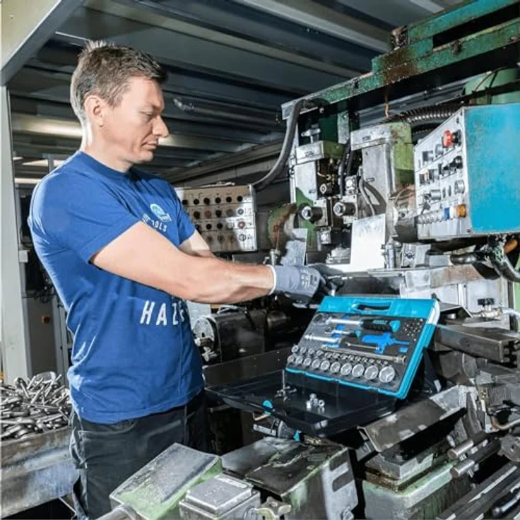 HAZET Bit- und Steckschlüsselset 953HP, HiPer Feinzahn-Umschaltknarre mit 47 Werkzeugen und Carbon Optik, 12,5 mm (1/2 Zoll) – Bild 3