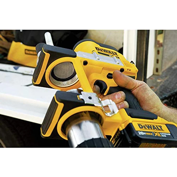 DeWalt 4Ah Akku- - KFZ-Fettpresse (18V, mit Filter, leichtes Befüllen, einfache Handhabung, 1m Schlauch, leuchtstarke LED, hoher Arbeitsdruck) DCGG571M1 – Bild 6